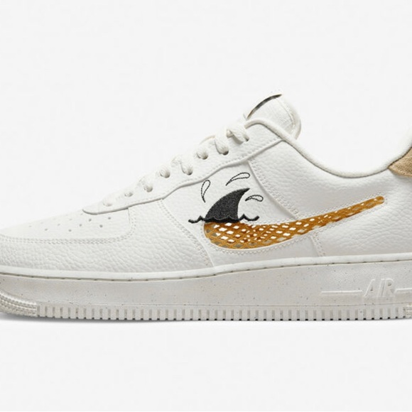 Nike Air Force 1 LV8 NN (GS) - Picture 3 of 3